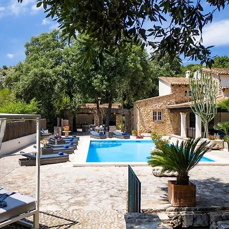 Spektakulaere Neu Renovierte In By Interhome Pollensa