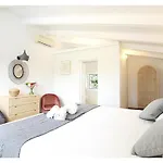 Spektakulaere Neu Renovierte In By Interhome