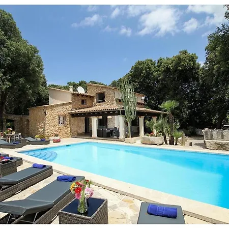 Spektakulaere Neu Renovierte In By Interhome *