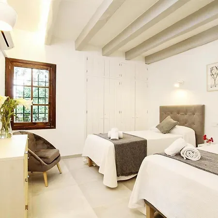Dom wakacyjny Spektakulaere Neu Renovierte In By Interhome Pollensa