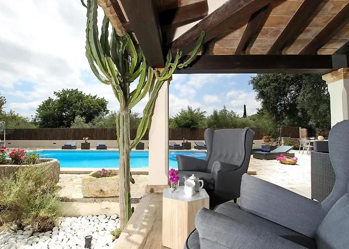 Spektakulaere Neu Renovierte In By Interhome Ferienhaus *