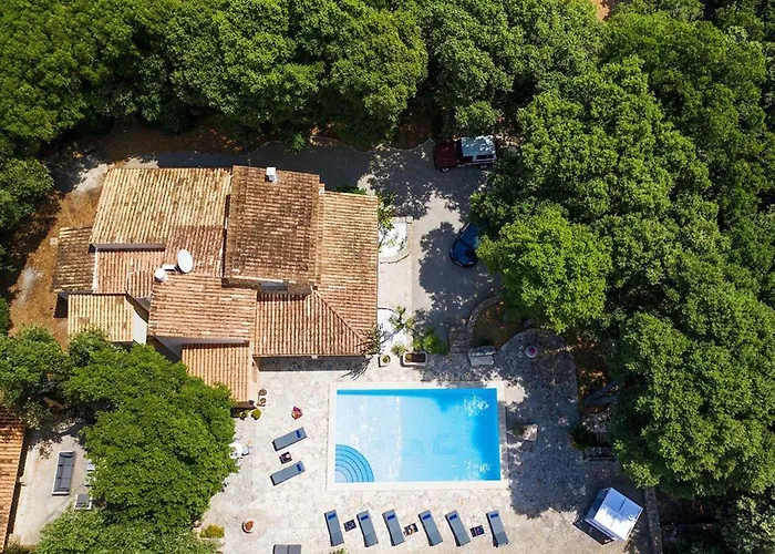 Spektakulaere Neu Renovierte In By Interhome *